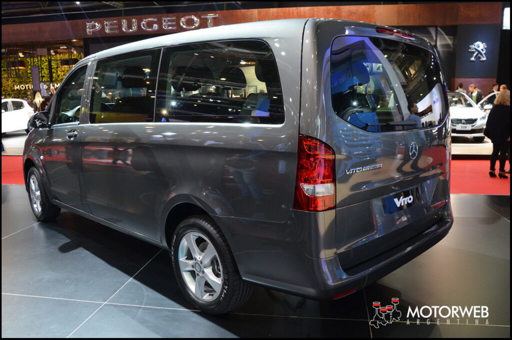 2015-06-18 Salon de BsAs Mercedes Benz Motorweb Argentina 20