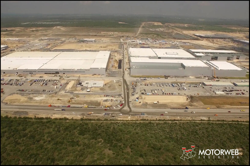 2015-06 Nueva Fabrica KIA Mexico 04