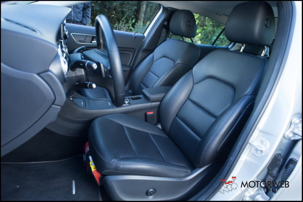 2015-06 TEST Mercedes GLA 250 Motorweb Argentina 086