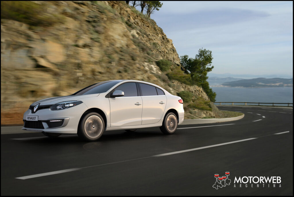Nuevo Renault Fluence GT2 copy