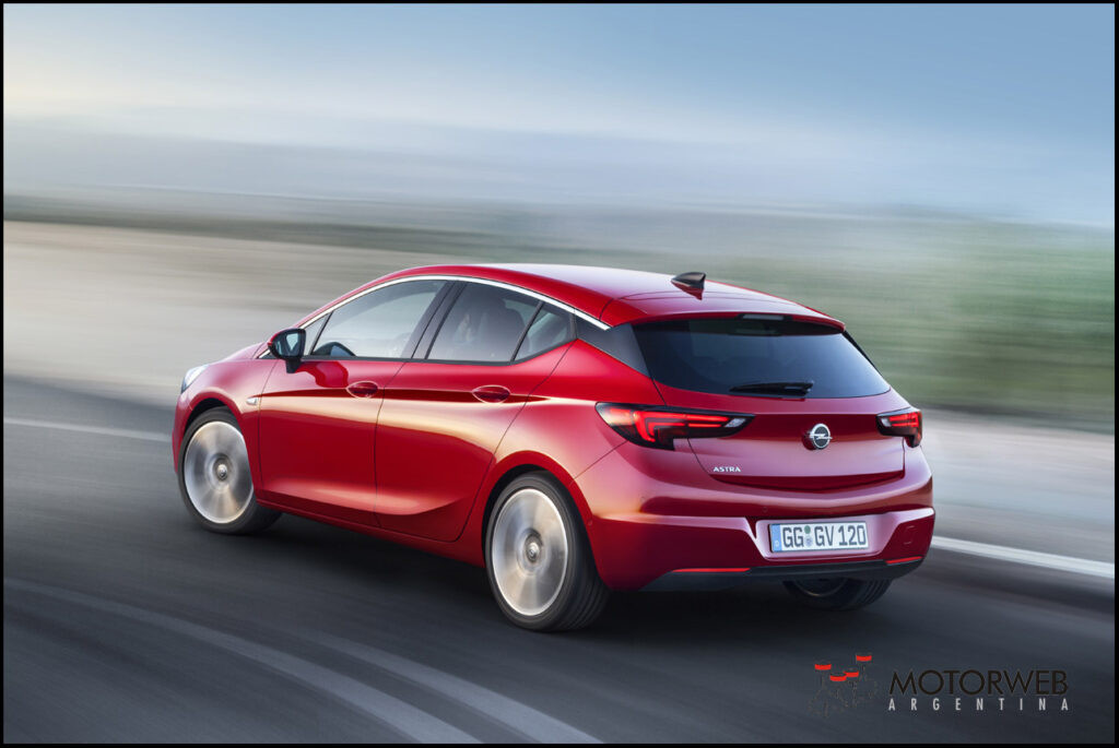 Opel Astra 2015 Motorweb Argentina 02