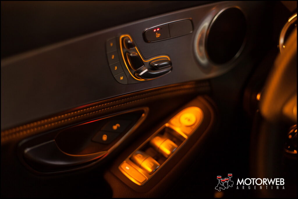 2015-07 TEST Mercedes C250 w205 Motorweb Argentina 110
