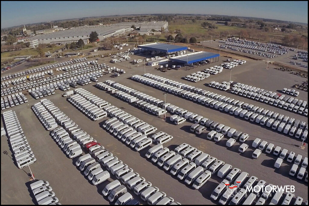 Mercedes-Benz Foto 4 copy