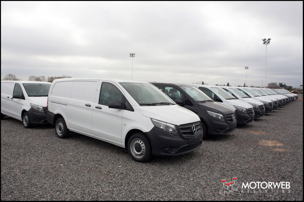 Mercedes-Benz. Foto 3 copy