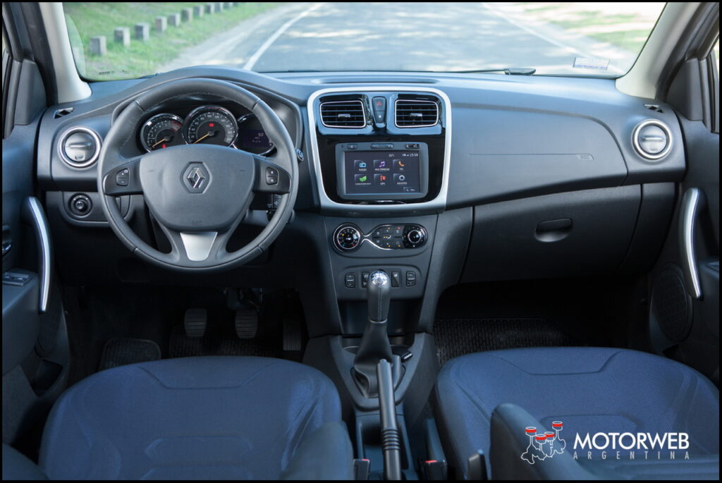 2015-09 TEST Renault Sandero Motorweb Argentina 35