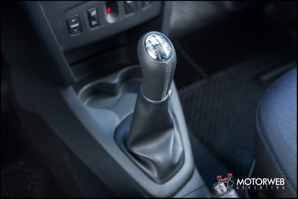 2015-09 TEST Renault Sandero Motorweb Argentina 50