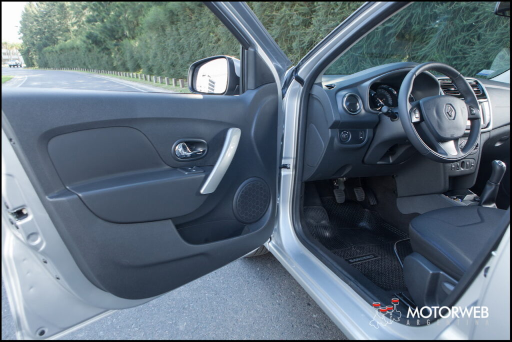 2015-09 TEST Renault Sandero Motorweb Argentina 69