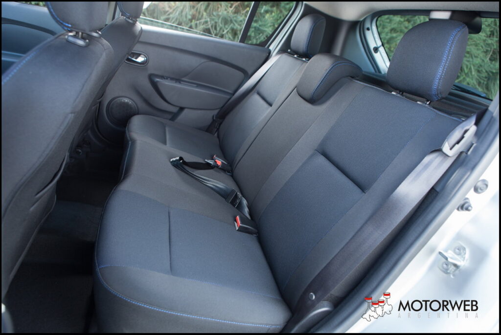 2015-09 TEST Renault Sandero Motorweb Argentina 75