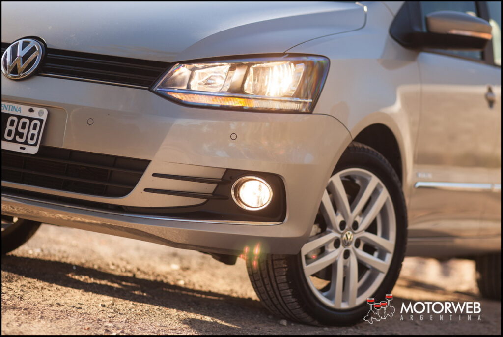2015-09 TEST VolkswagenFox Highline 16v Motorweb Argentina 20