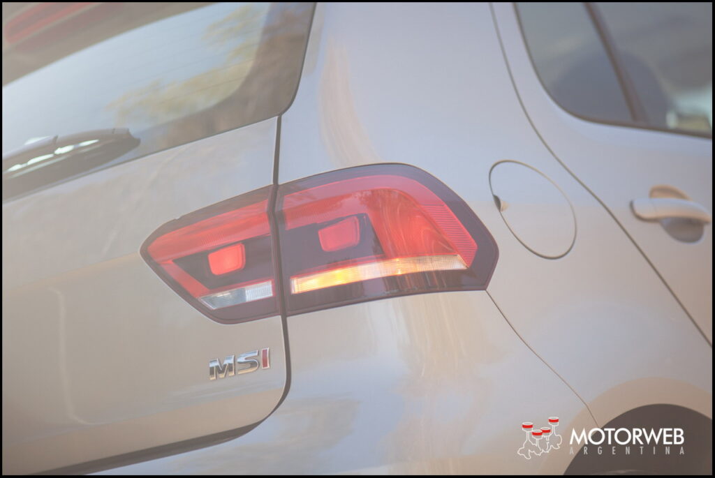 2015-09 TEST VolkswagenFox Highline 16v Motorweb Argentina 27