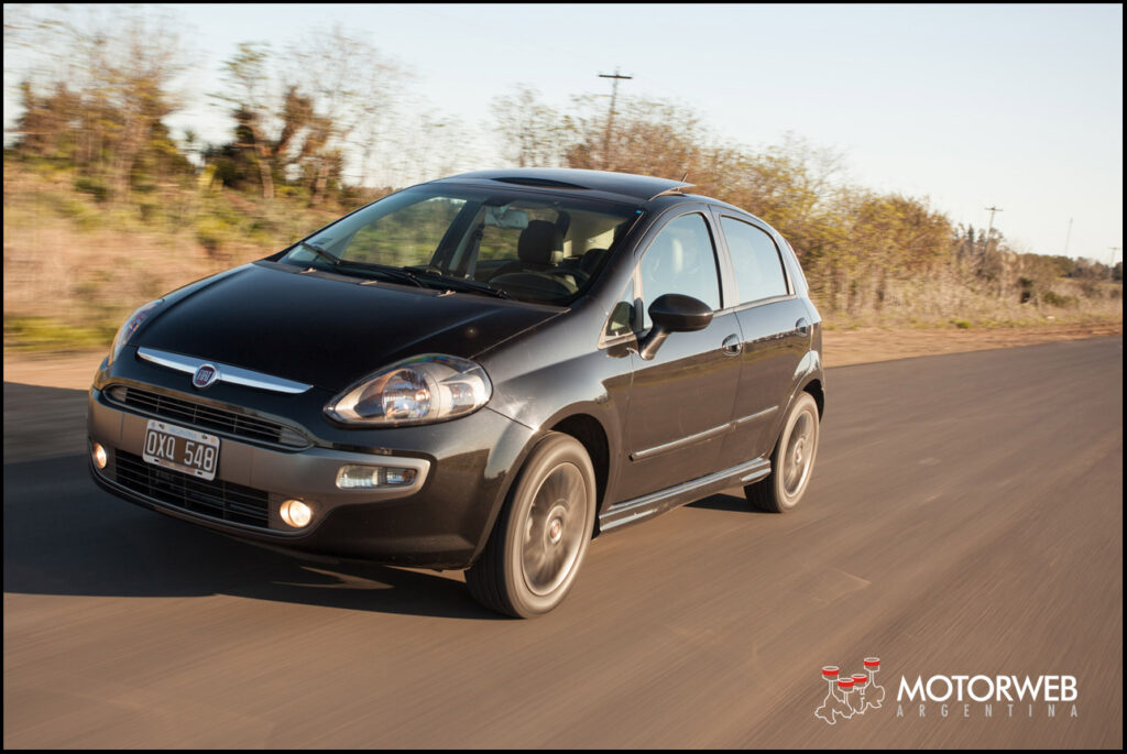 2015-10 TEST Fiat Punto Sporting Motorweb Argentina 31