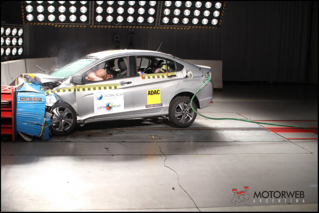 2015-11 LatinNCAP Honda City II