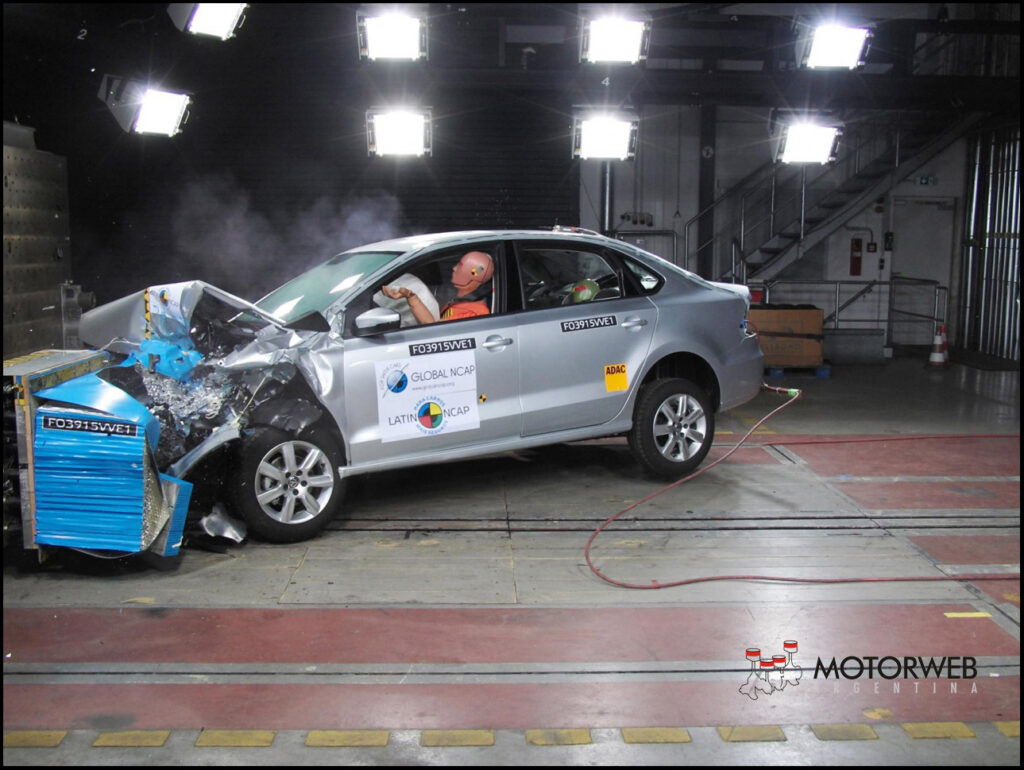 2015-11 LatinNCAP Volkswagen Polo