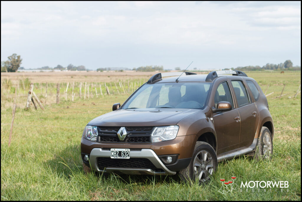 2015-11 TEST Renault Duster 4x4 Motorweb Argentina 012