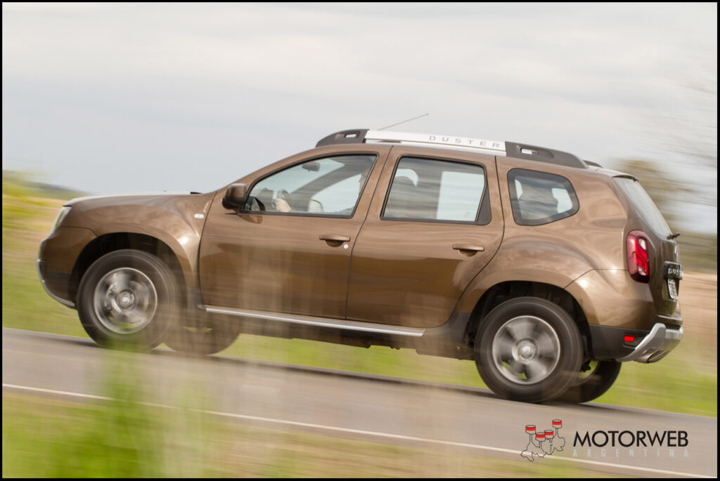 2015-11 TEST Renault Duster 4x4 Motorweb Argentina 024