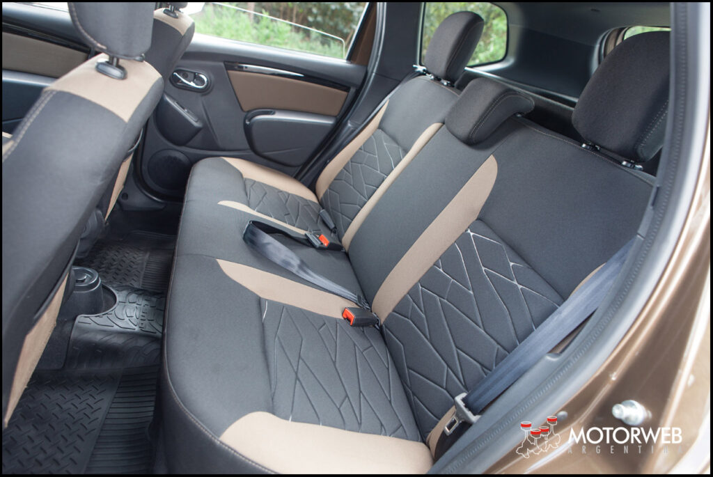 2015-11 TEST Renault Duster 4x4 Motorweb Argentina 090