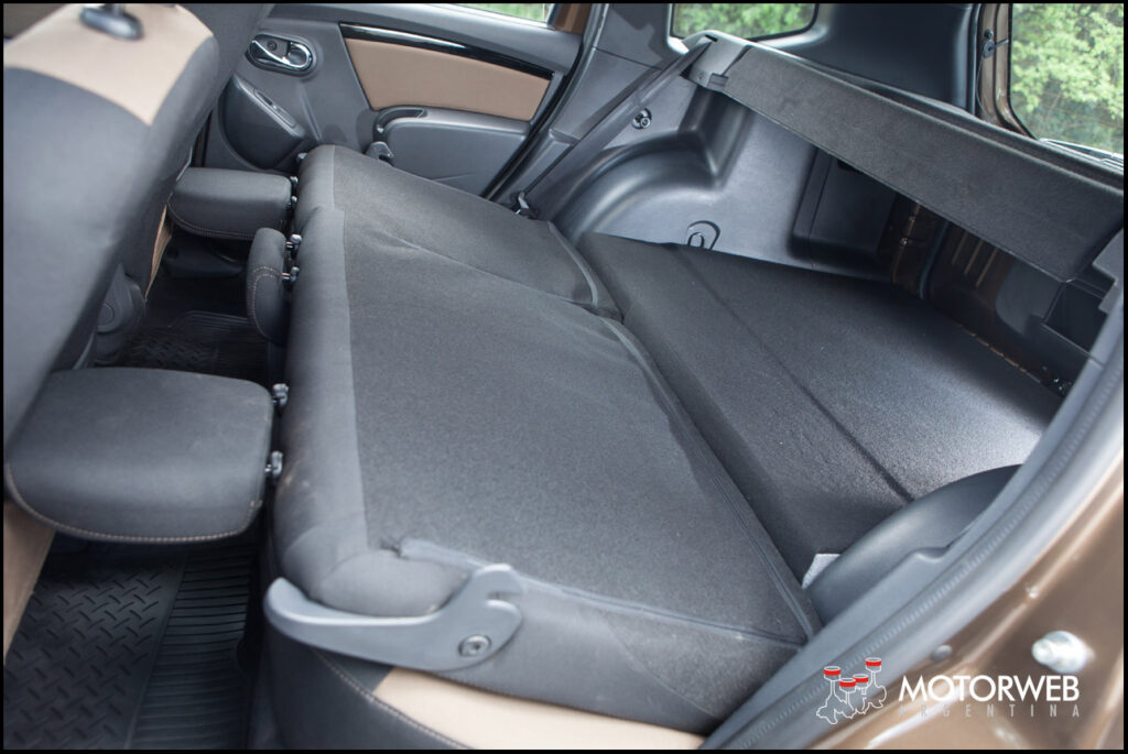 2015-11 TEST Renault Duster 4x4 Motorweb Argentina 095