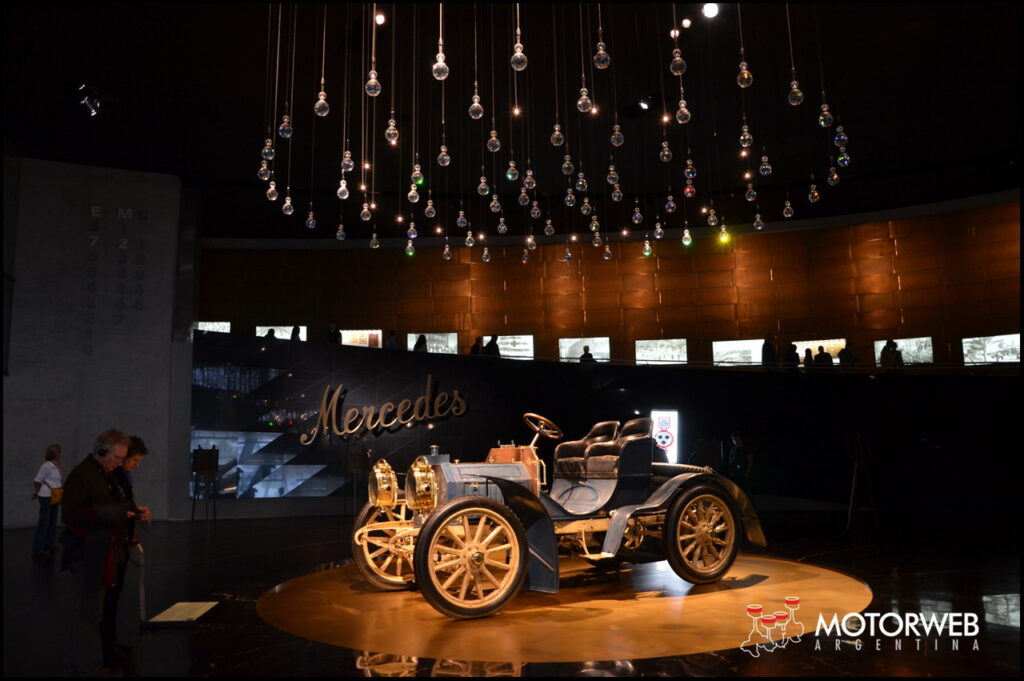 2015-09 Mercedes-Benz Museum Motorweb Argentina 072