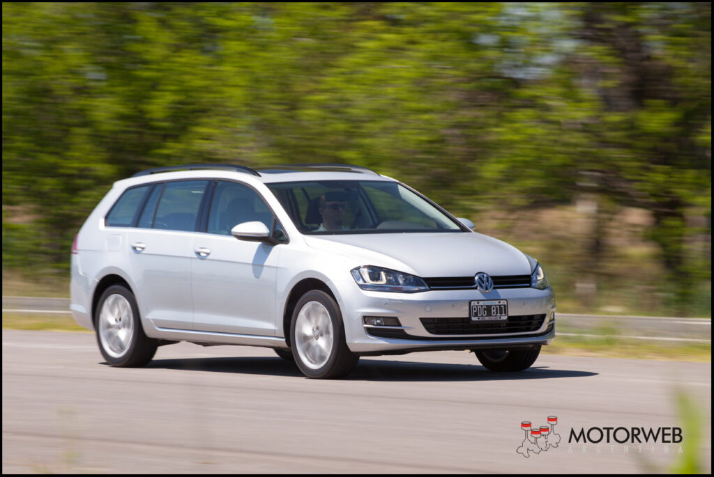 2015-12-01 TEST VW Golf Variant HL Motorweb Argentina 027_1