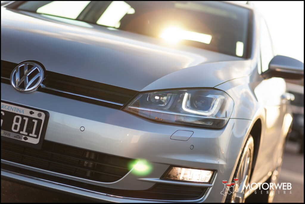 2015-12-01 TEST VW Golf Variant HL Motorweb Argentina 031