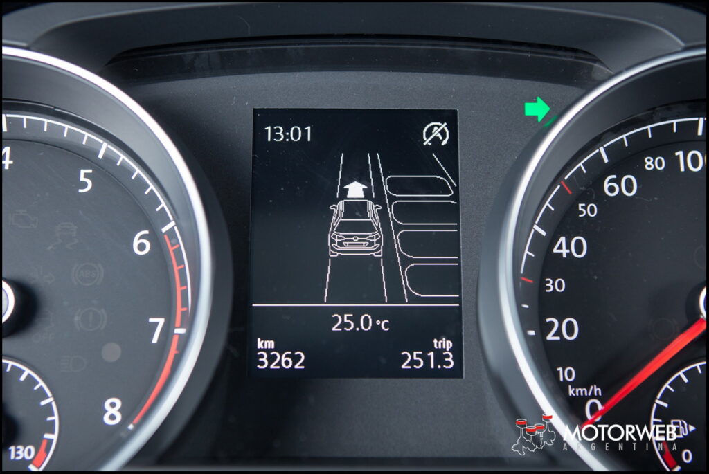 2015-12-01 TEST VW Golf Variant HL Motorweb Argentina 070