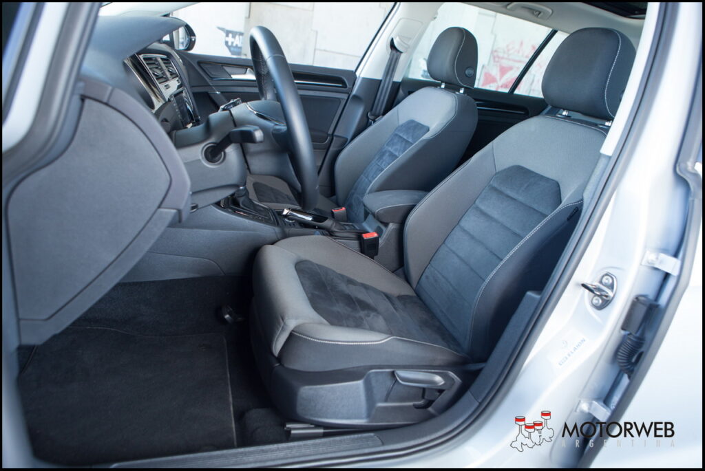 2015-12-01 TEST VW Golf Variant HL Motorweb Argentina 114