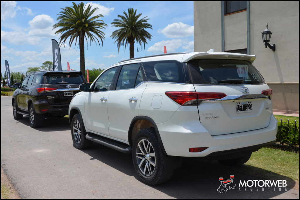 2015-12-21 LANZ Toyota SW4 Motorweb Argentina 80