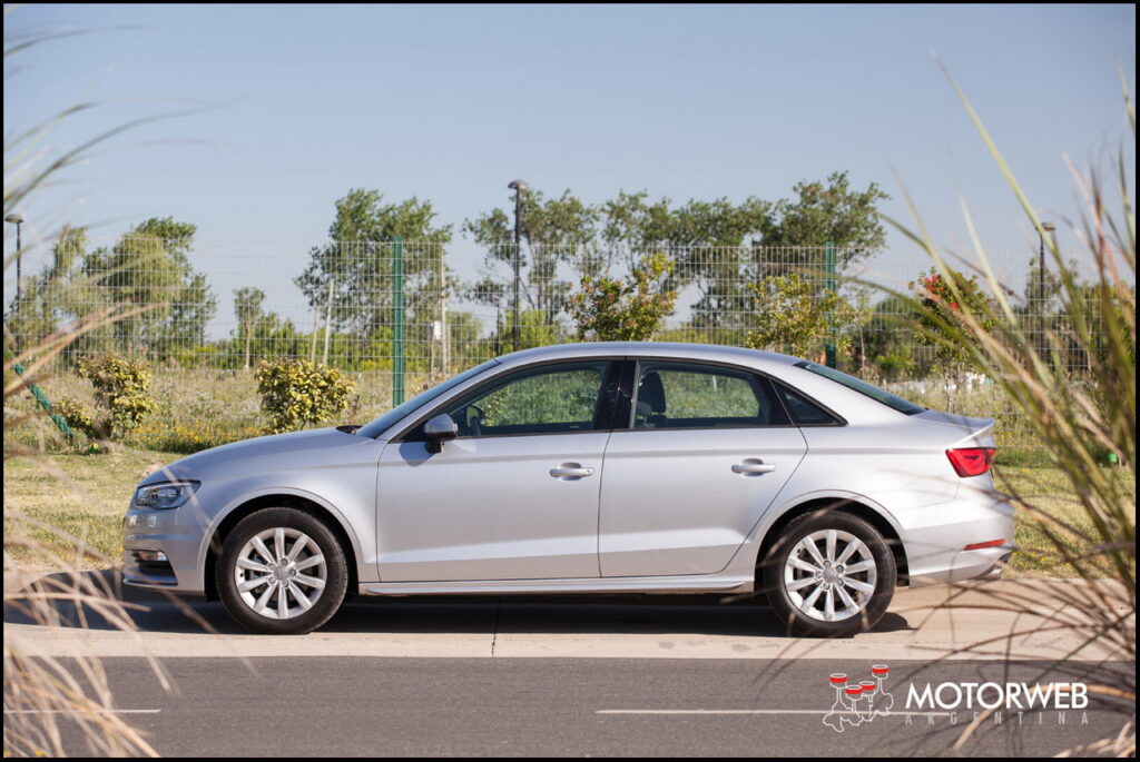 2016-02 TEST Audi A3 Sedan Motorweb Argentina 013