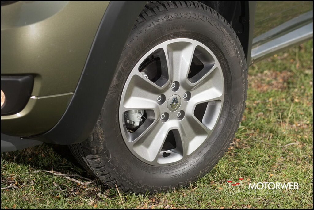 2016-04-21 Renault Duster OROCH Motorweb Argentina 014
