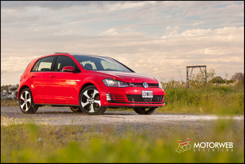 2016-05 TEST Volkswagen Golf GTi Motorweb Argentina 003