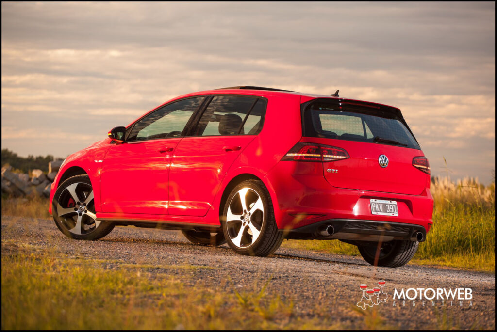 2016-05 TEST Volkswagen Golf GTi Motorweb Argentina 004