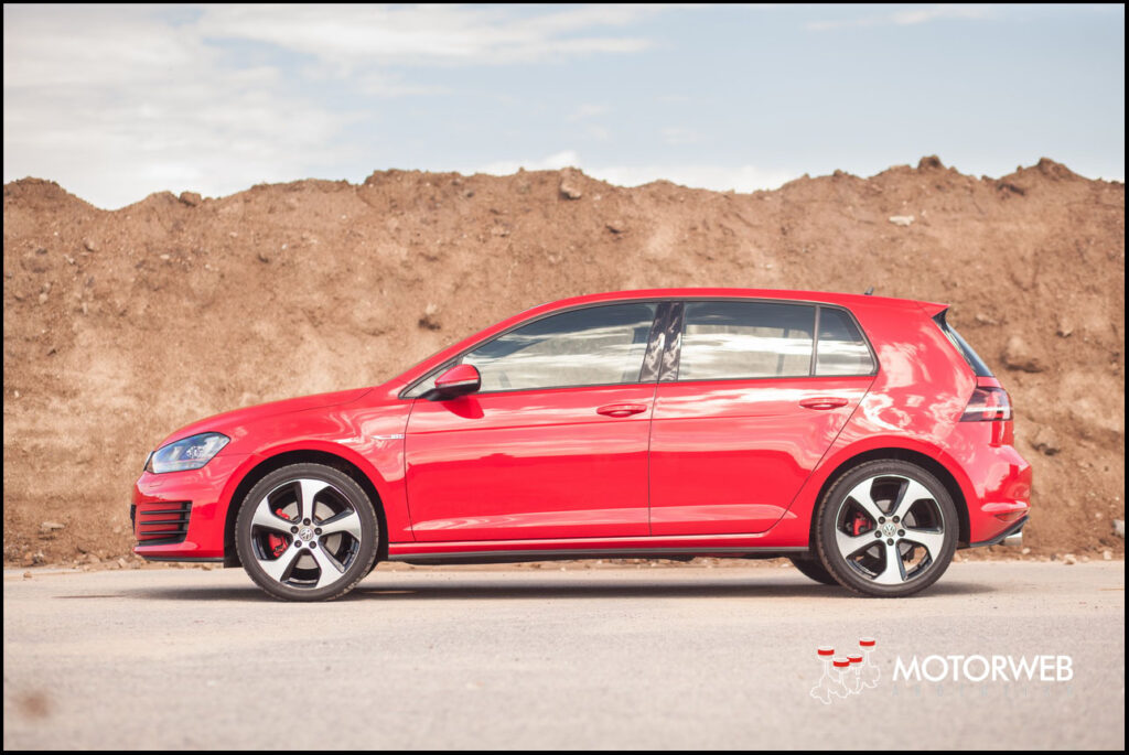 2016-05 TEST Volkswagen Golf GTi Motorweb Argentina 006