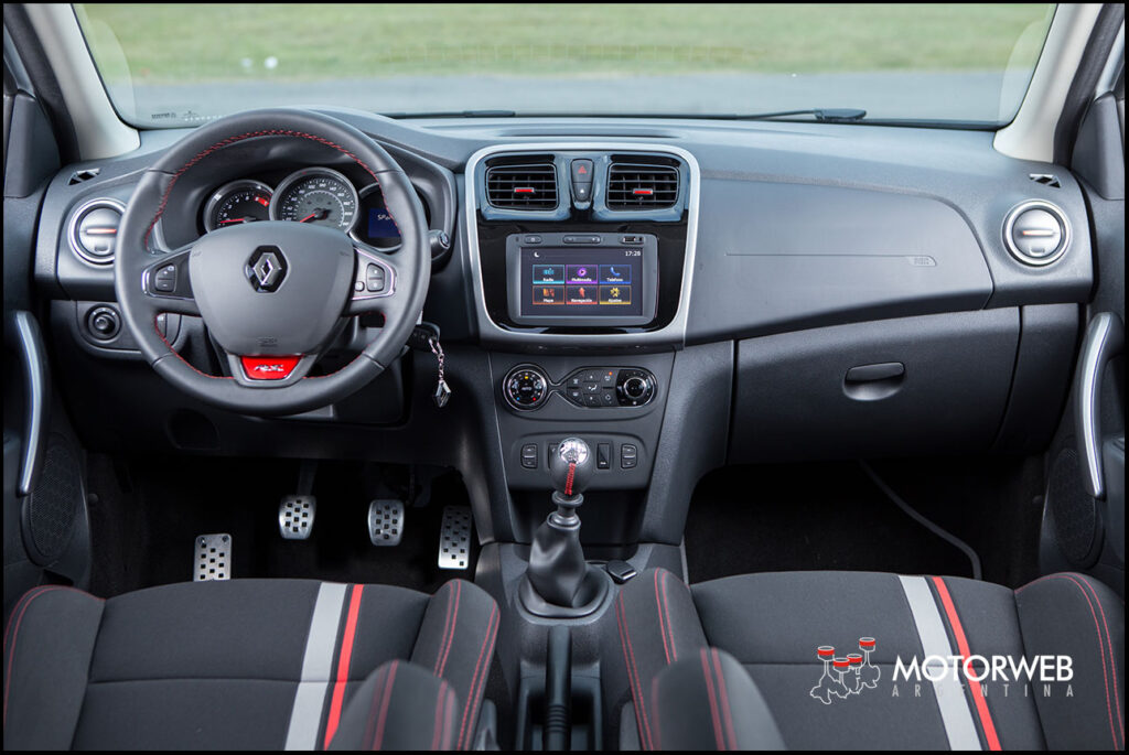 2016 Renault Sandero RS Motorweb Argentina 058