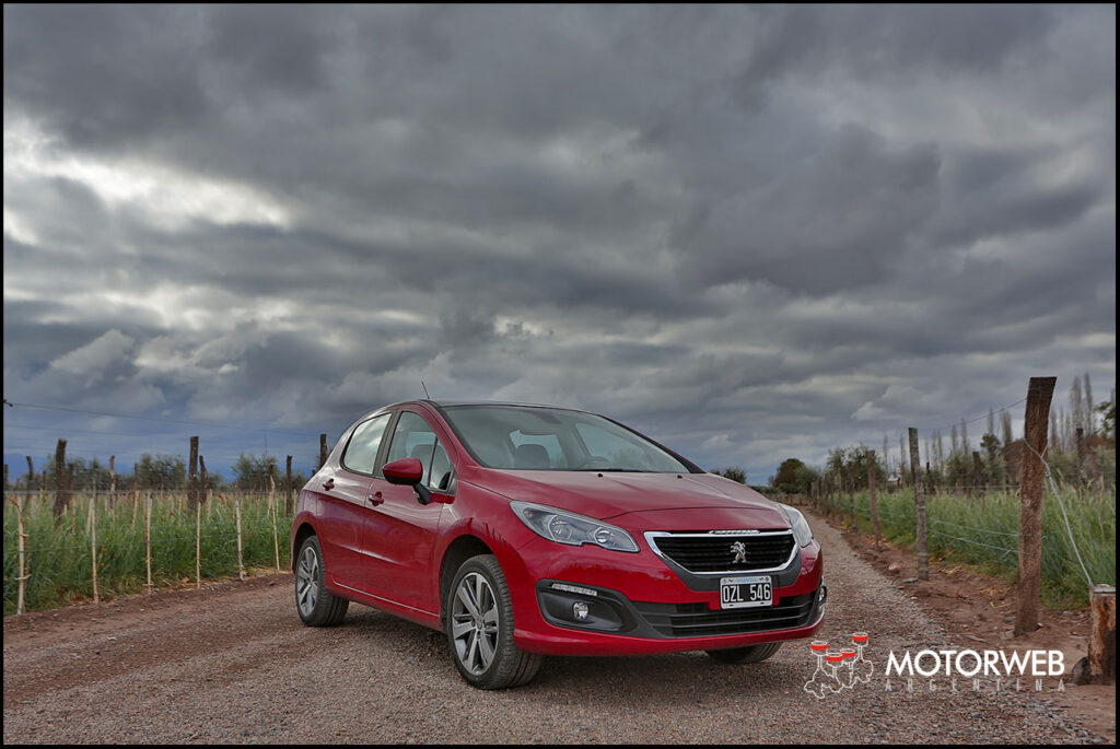 Nuevo Peugeot 308 2016 Motorweb Argentina 01