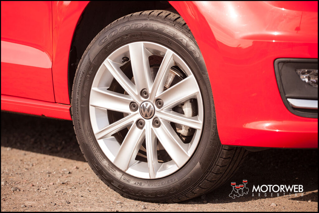 2016-06 TEST Volkswagen Polo Motorweb Argentina 18