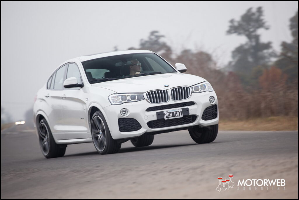 2016-07 TEST BMW X4 35i Motorweb Argentina 041