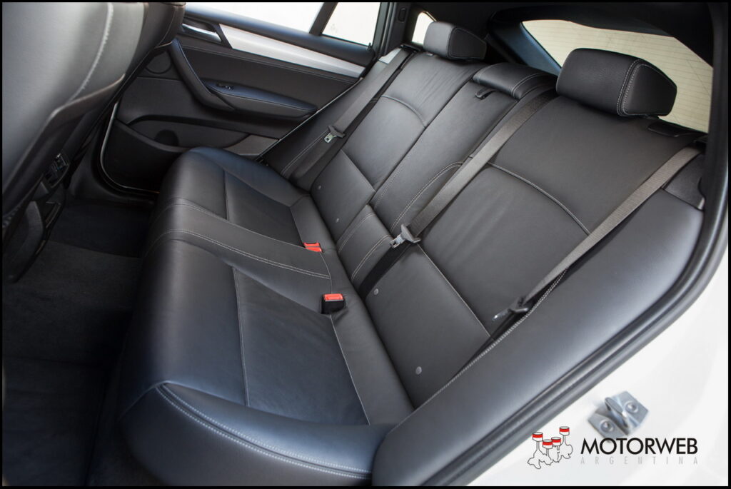 2016-07 TEST BMW X4 35i Motorweb Argentina 113