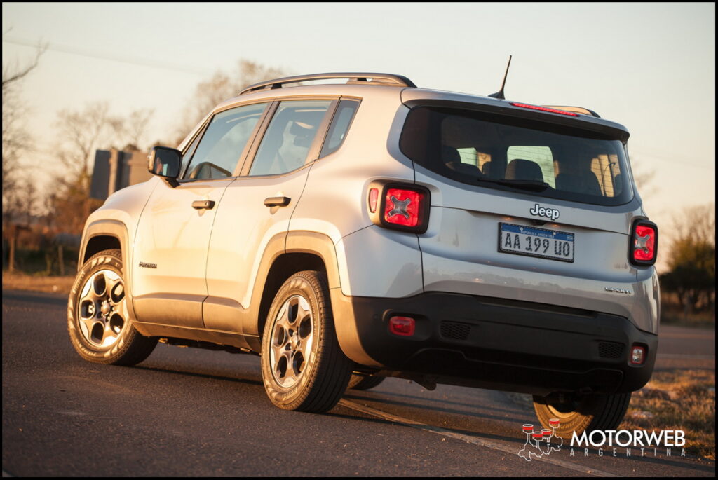 2016-07 TEST Jeep Renegade Sport Motorweb Argentina 014