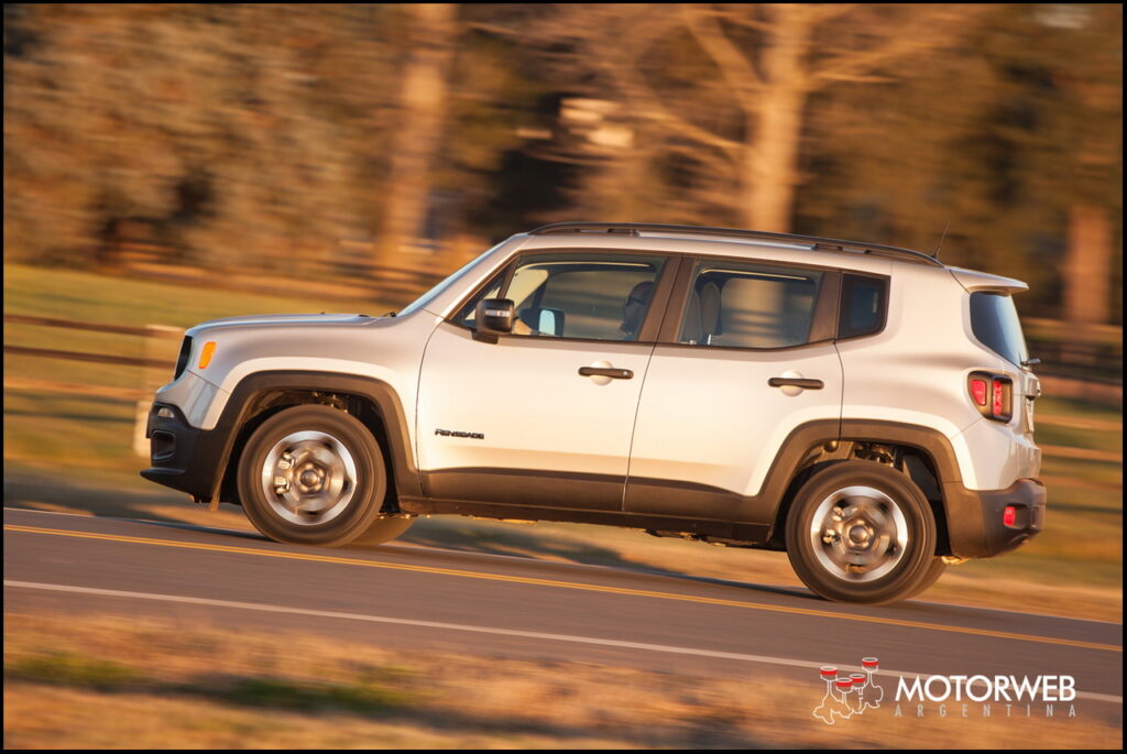 2016-07 TEST Jeep Renegade Sport Motorweb Argentina 031