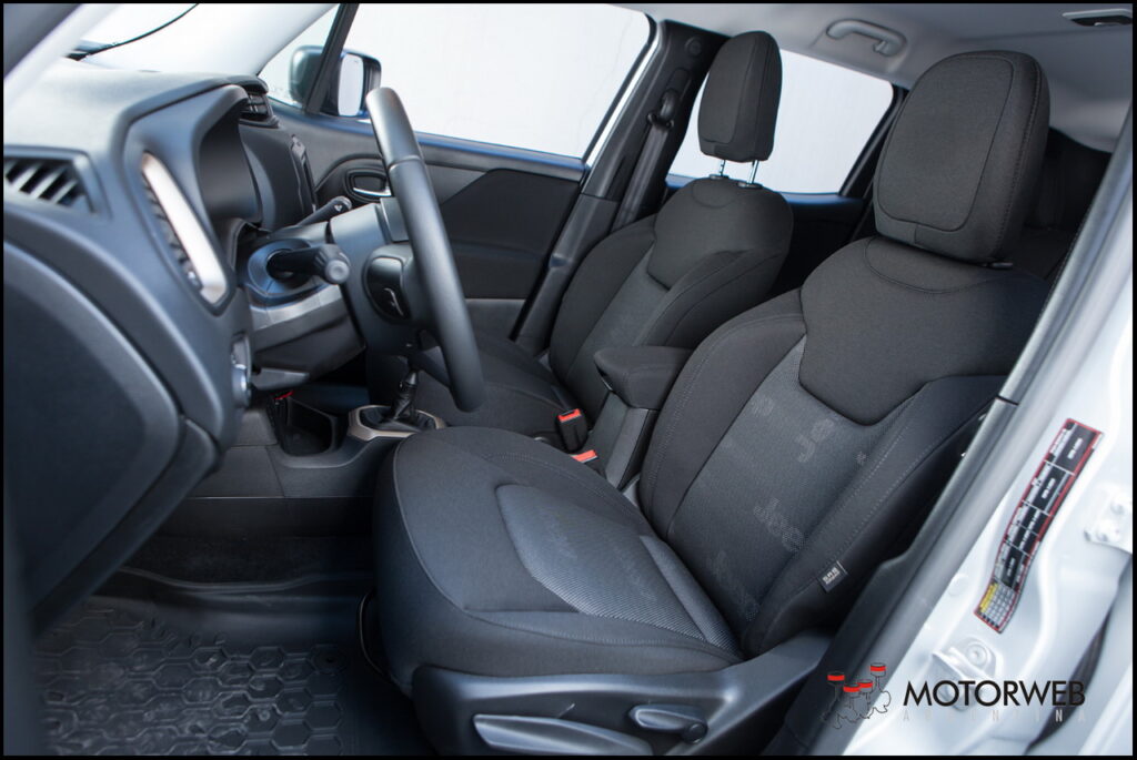 2016-07 TEST Jeep Renegade Sport Motorweb Argentina 091