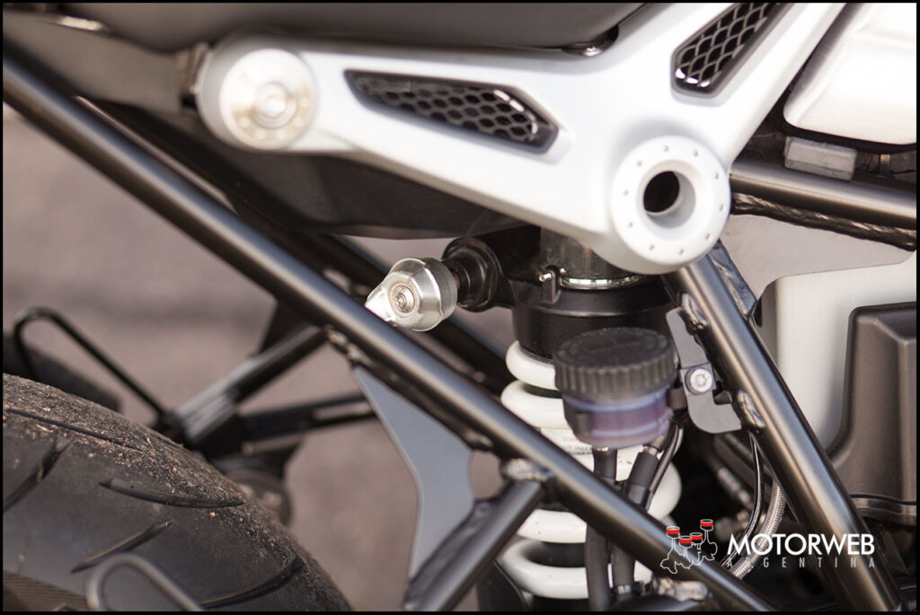 2016-08 TEST BMW NineT 1200 Motorweb Argentina 20
