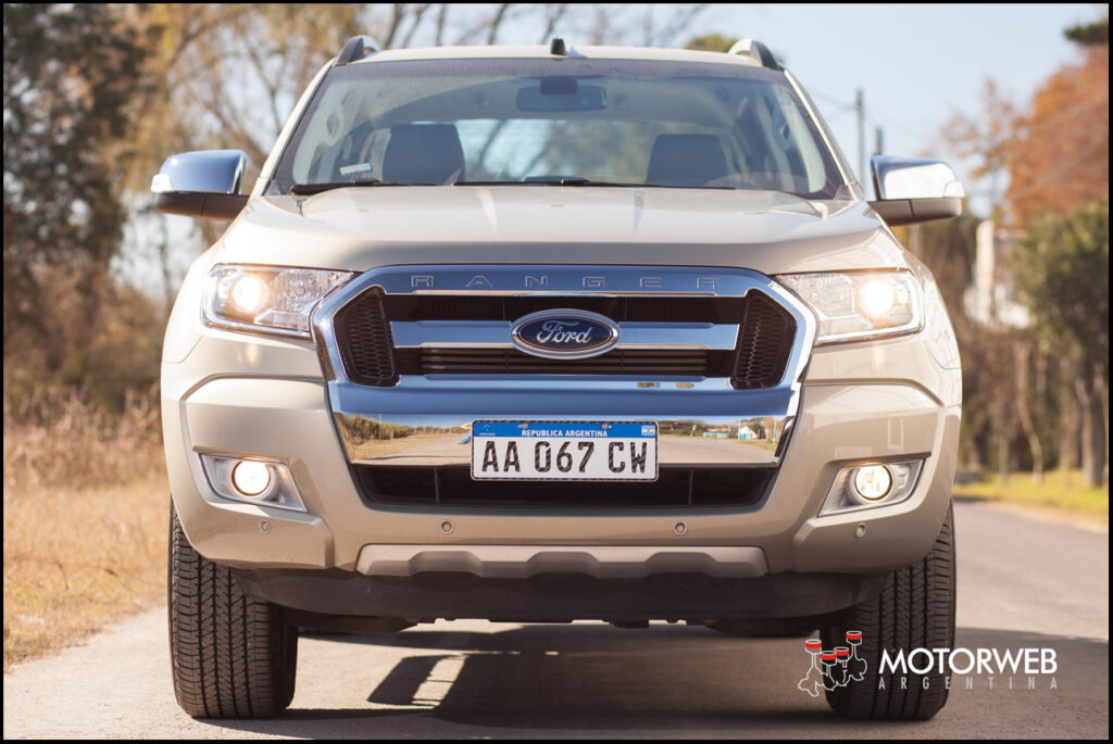 2016-09 TEST Ford Ranger LTD Motorweb Argentina 007