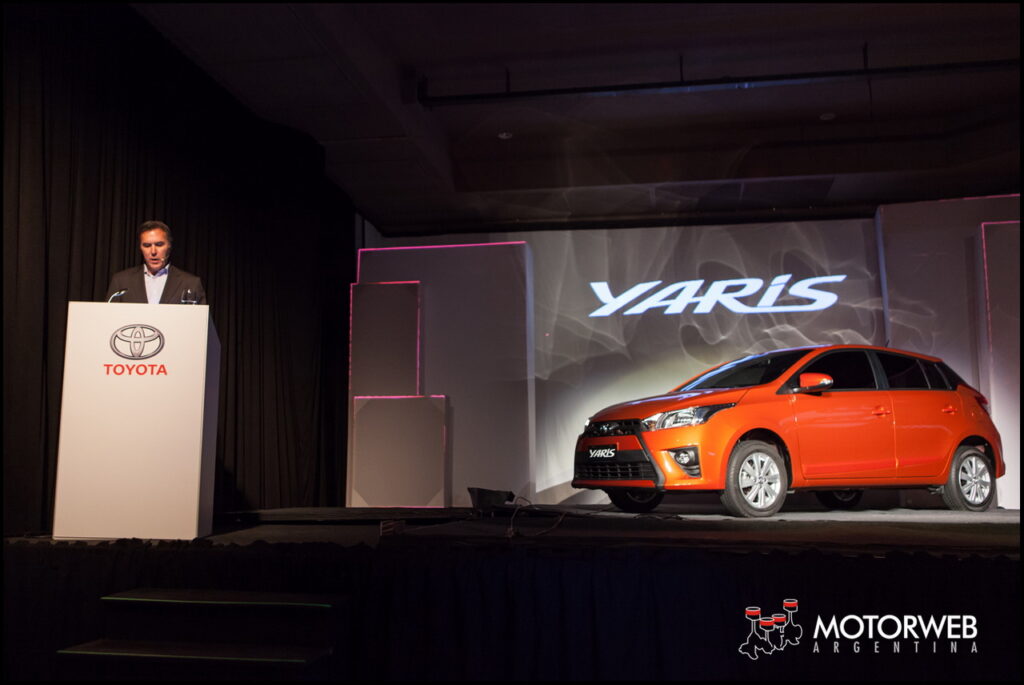 2016-10-12-lanz-toyota-yaris-motorweb-argentina-07