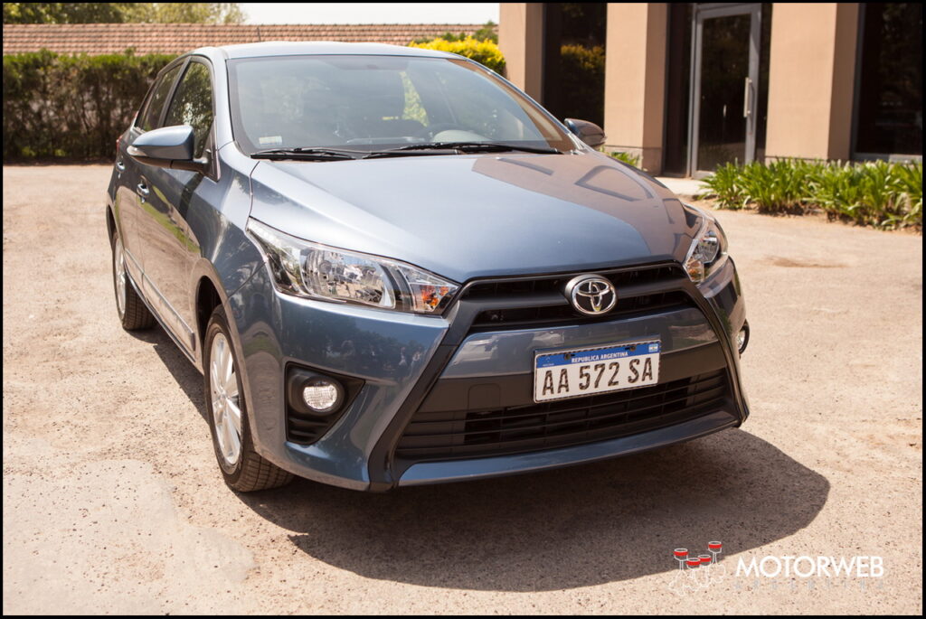 2016-10-12-lanz-toyota-yaris-motorweb-argentina-39