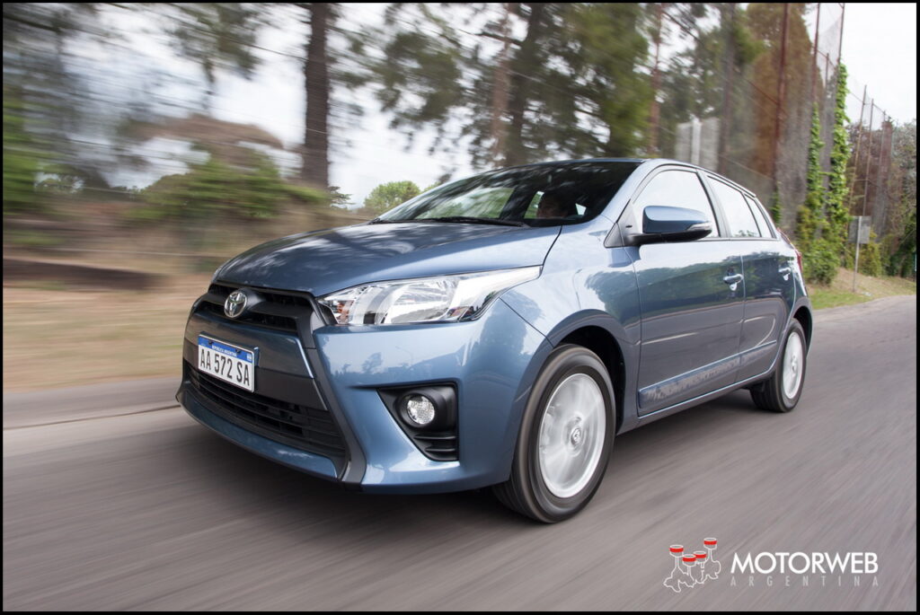 2016-10-12-lanz-toyota-yaris-motorweb-argentina-42