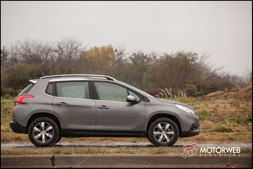2016-10-test-peugeot-2008-thp-motorweb-argentina-010