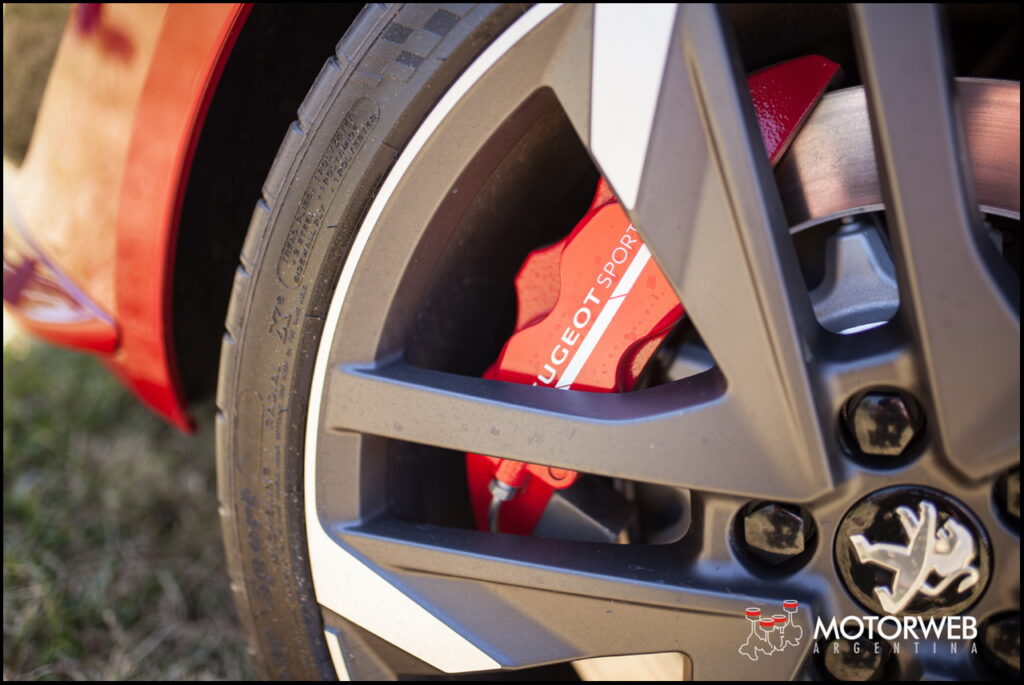 2016-11-lanz-peugeot-308-gti-motorweb-argentina-37