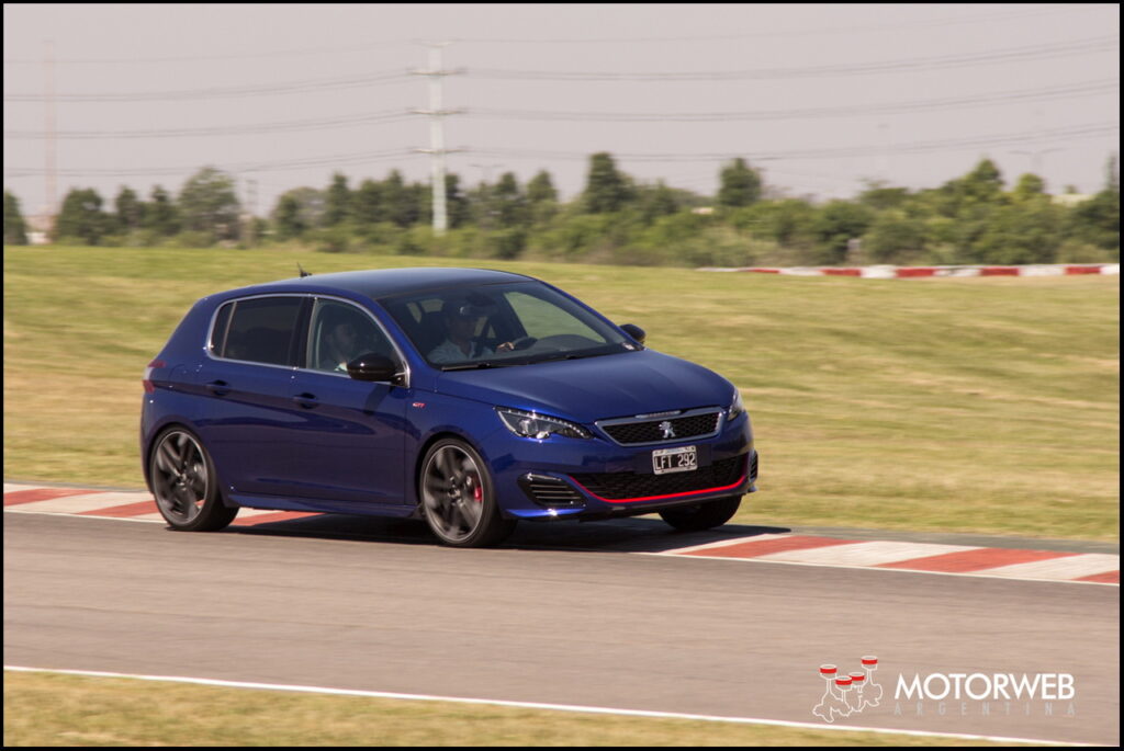 2016-11-lanz-peugeot-308-gti-motorweb-argentina-80