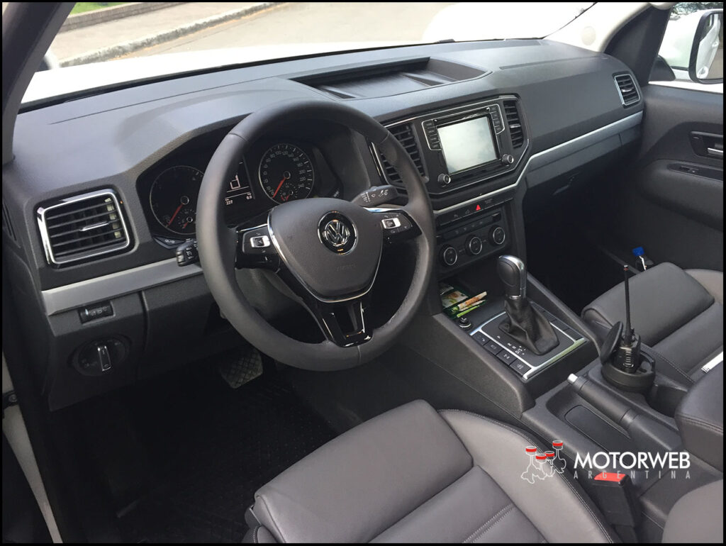 2016-11-lanz-volkswagen-amarok-2017-motorweb-argentina-067