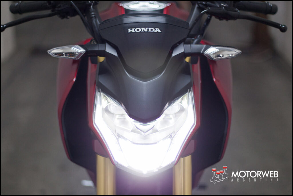 2016-11-test-hondacb190r-motorweb-argentina-37